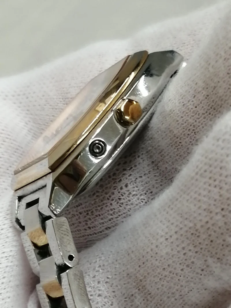 SEIKO LUKIA Solar Wristwatch 1B22-OBBO